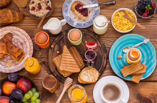 Como montar um café da manhã funcional, prático e nutritivo